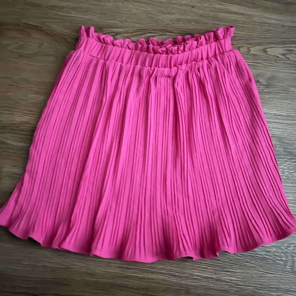 Apricot Lane Vibrant Pink Mini Skirt